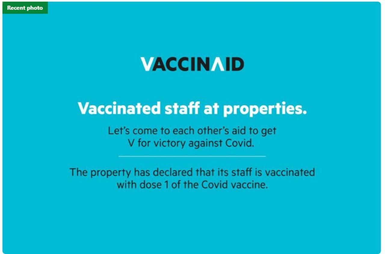 Vaccinated Staff - Capital O 454 Raising Hotel Makassar Eksteriør bilde